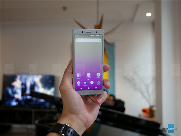 索尼发布小屏旗舰XZ2 Compact：5寸+骁龙845！