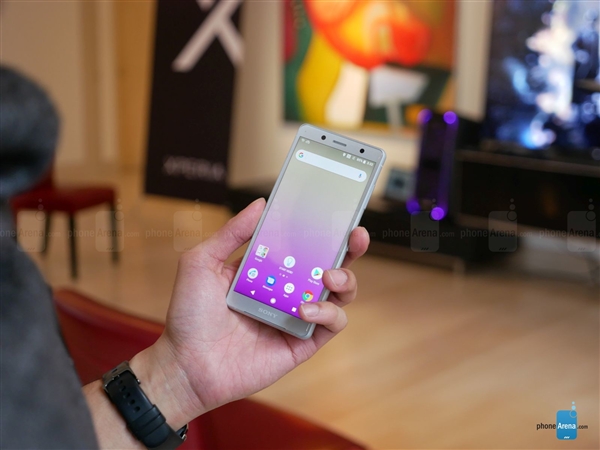 索尼发布小屏旗舰XZ2 Compact：5寸+骁龙845！