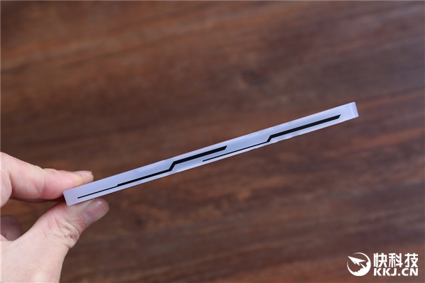 679元！影驰GAMER II内存开箱图赏：色彩激情澎湃