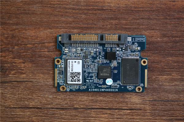 499元！影驰ONE 240G SSD评测：东芝原厂颗粒+群联主控