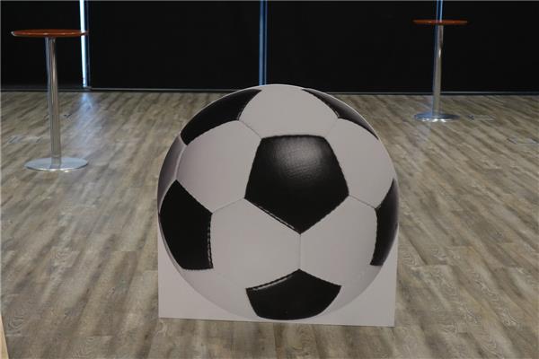 用Mate 10 Pro操控保时捷！华为仅花5周就征服了无人驾驶