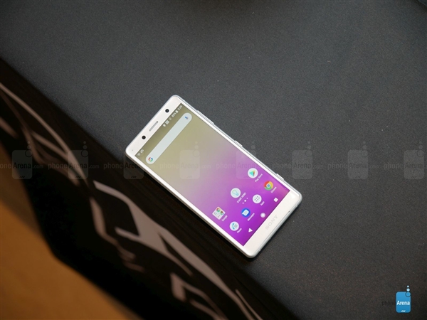 索尼发布小屏旗舰XZ2 Compact：5寸+骁龙845！