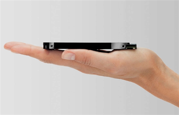 630元真便宜!西数7毫米超薄2TB硬盘开卖