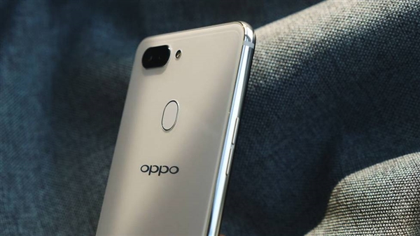 预约量超4600万 OPPO R15即将开卖：2999元起售