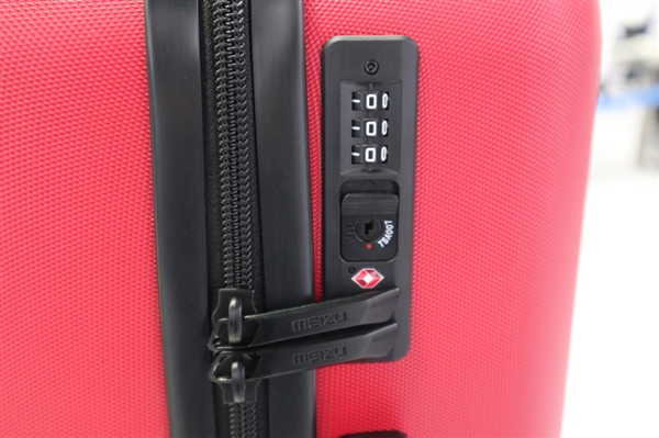 魅蓝20寸旅行箱酷MA萌定制版图赏：颜值大赞