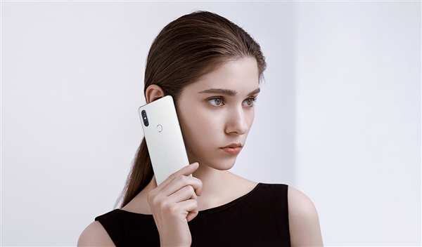 全面屏王中王！小米MIX 2S详解：3999元值了