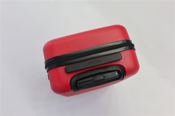 魅蓝20寸旅行箱酷MA萌定制版图赏：颜值大赞