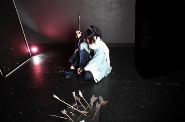 日本网友分享Cosplay拍摄花絮 不忍直视！