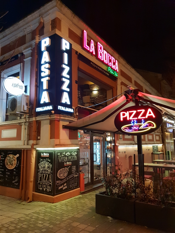 三星S9+/Note 8/iPX/Pixel 2 XL低光拍照对比：第一竟是它！