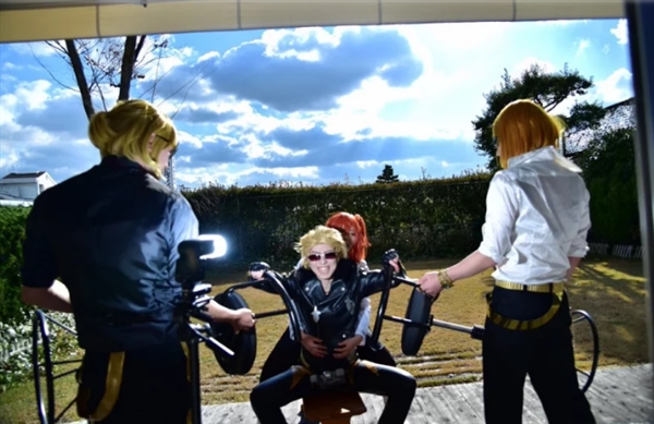 日本网友分享Cosplay拍摄花絮 不忍直视！