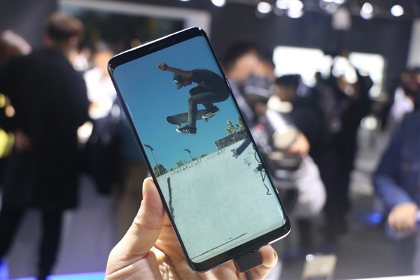 后置摄像头够彪悍!三星S9/S9+上手体验:很好很强大