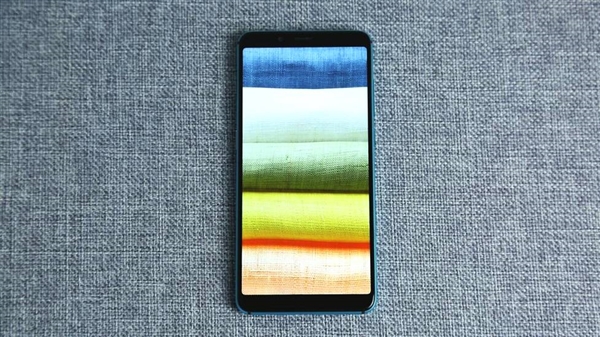 努比亚Z18mini图赏：5.2寸手感 颜值大赞