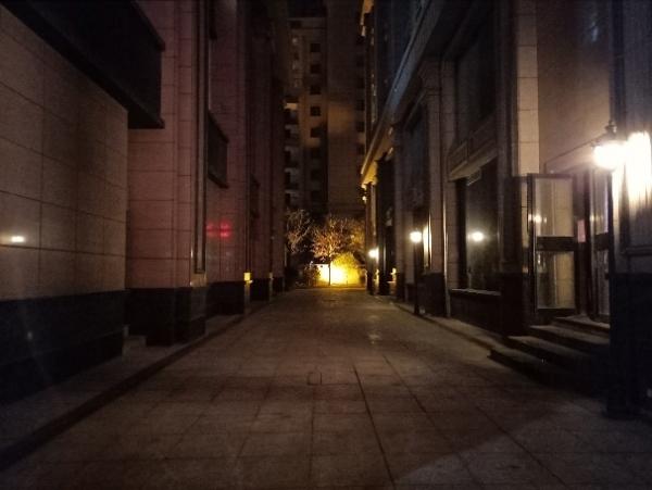 最超值的异形全面屏！OPPO R15评测：全系6+128