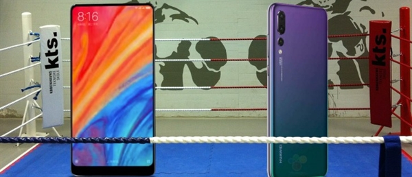 小米MIX 2S对决华为P20 Pro：老外票选打平了
