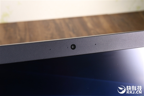 8代U+1060!雷神911M星耀版游戏本开箱图赏