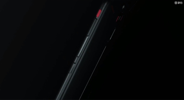 努比亚红魔游戏手机现身：4月19日发布