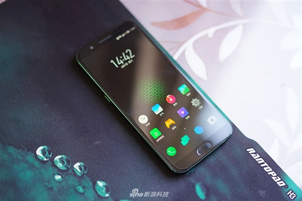 颜值出众！黑鲨游戏手机图赏：来感受下