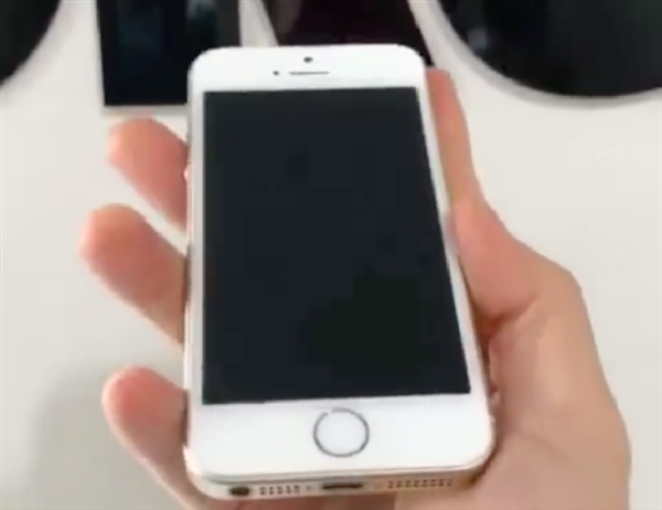 这就是iPhone SE二代？还是熟悉的味道