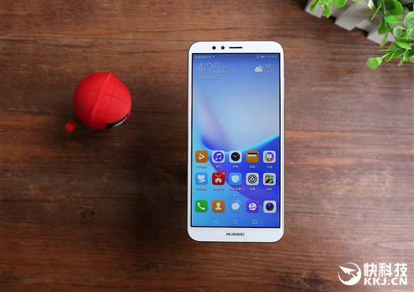 1099元！华为畅享8e开箱图赏：边框如此闪亮