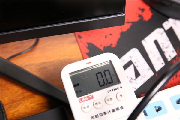 微星MPG27CQ显示器评测：2K曲面屏+144Hz刷新率