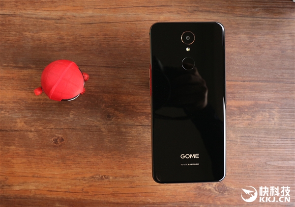 国美U7手机开箱图赏：最全生物识别加持