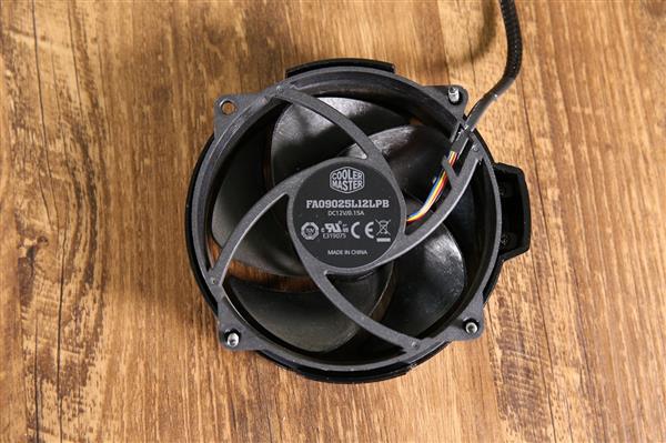 AMD锐龙二代原配散热器揭秘:酷冷至尊出品