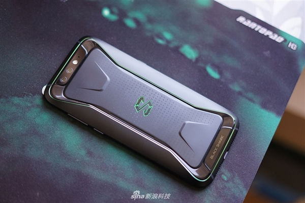 颜值出众！黑鲨游戏手机图赏：来感受下