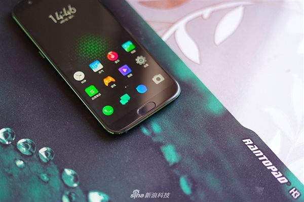 颜值出众！黑鲨游戏手机图赏：来感受下