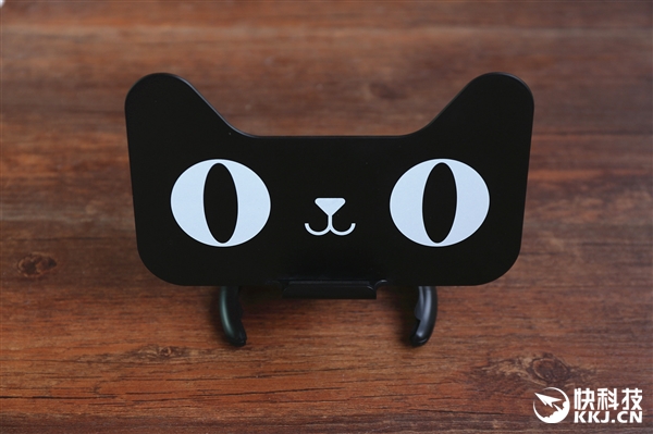 识别万物！天猫精灵火眼开箱图赏：外形萌哭