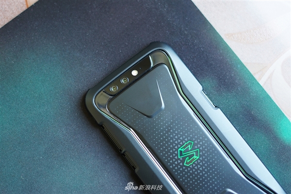 颜值出众！黑鲨游戏手机图赏：来感受下