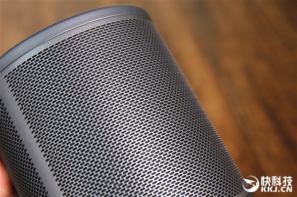 小豹AI音箱开箱图赏：499元/金属格栅质感十足