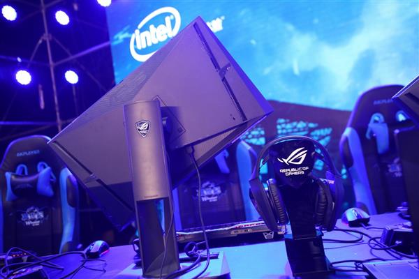 2018英特尔大师挑战赛携手华硕激战郑州