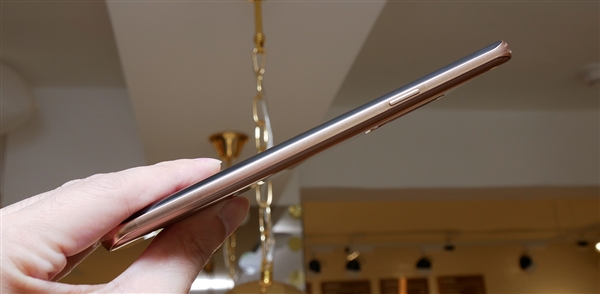 6388元 三星Galaxy S9+晨漾金发布：搭载Exynos 9810