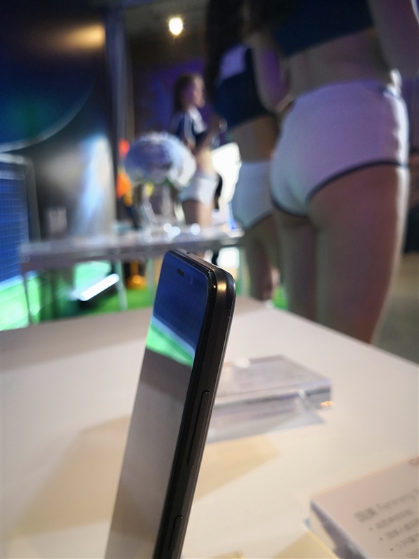 499元神性价！国美Fenmmy Note手机图赏