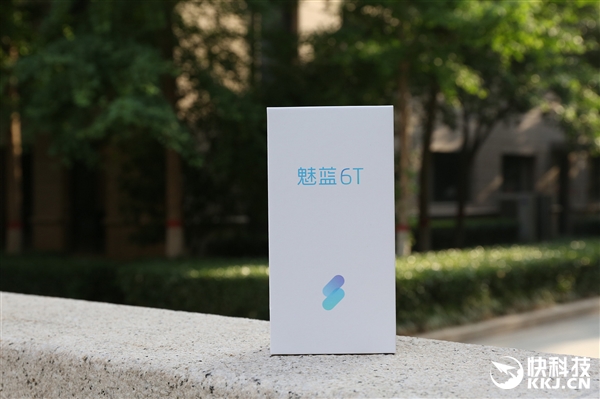 魅蓝6T香槟金开箱图赏:喜欢白色就选它