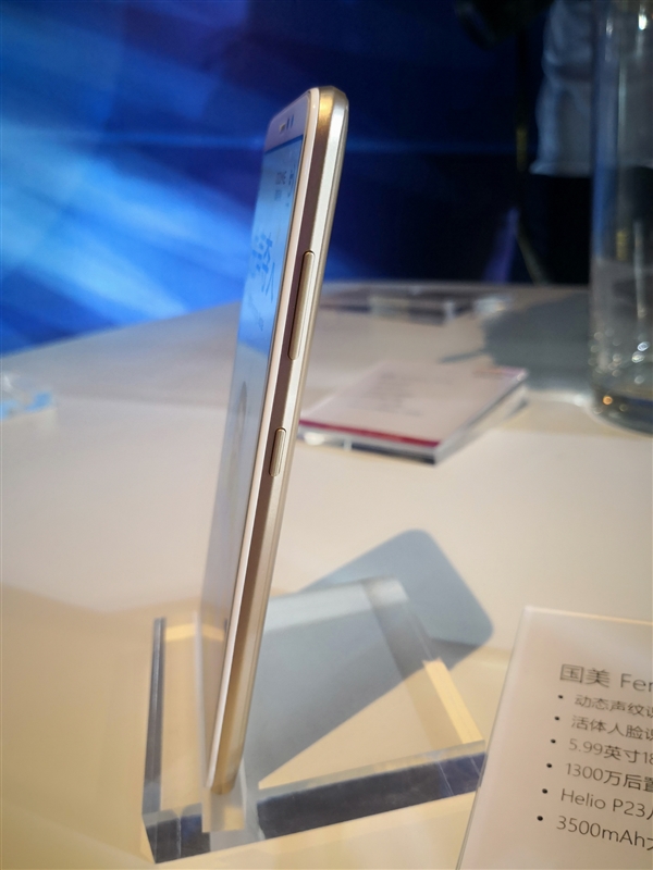 499元神性价！国美Fenmmy Note手机图赏