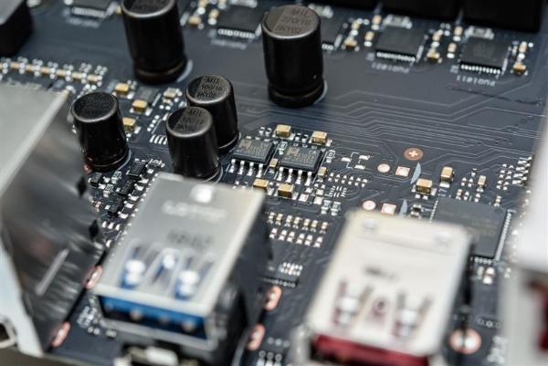 还买啥显卡？AMD锐龙2200G APU深度评测