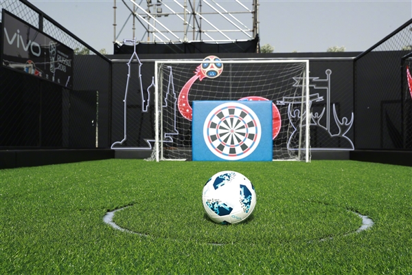 3698元！一图看懂vivo X21 FIFA世界杯非凡版：红蓝绝配