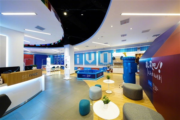 3698元！一图看懂vivo X21 FIFA世界杯非凡版：红蓝绝配