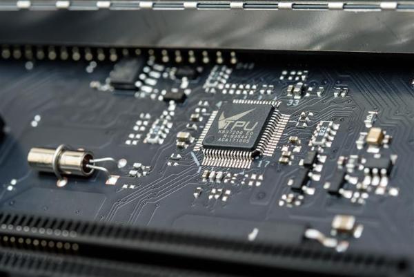 还买啥显卡？AMD锐龙2200G APU深度评测