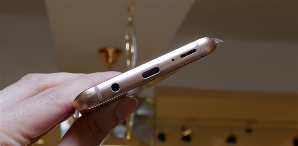 6388元 三星Galaxy S9+晨漾金发布：搭载Exynos 9810