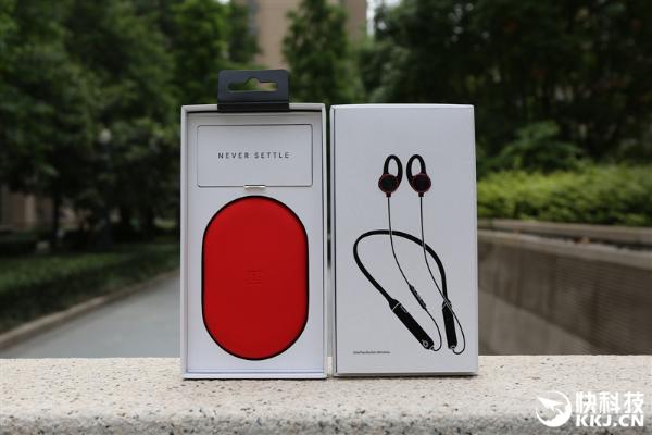 399元！一加云耳评测：充电10分钟播放5小时