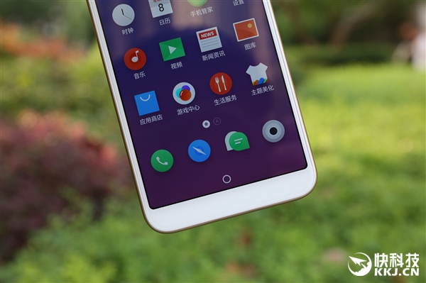 魅蓝6T香槟金开箱图赏:喜欢白色就选它