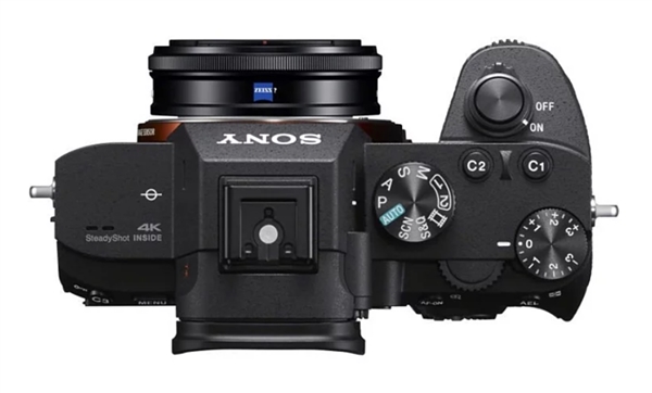 蔡司或推出35mm f/1.8 Sony FE饼干头：全球首款“透明铝”制作