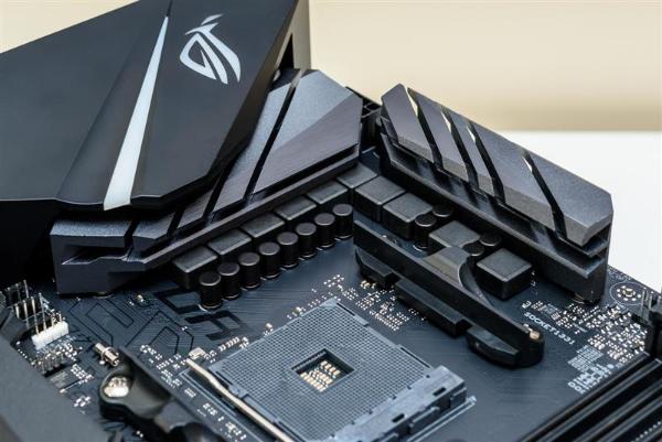 还买啥显卡？AMD锐龙2200G APU深度评测