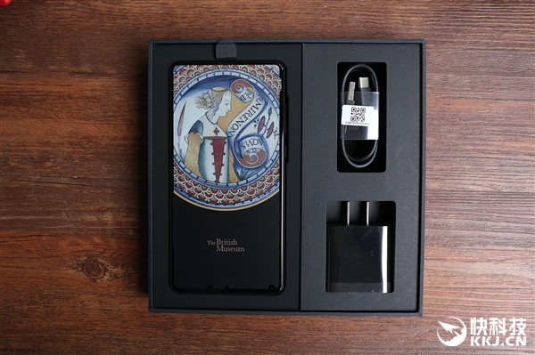 小米MIX 2S艺术特别版开箱图赏：4299元