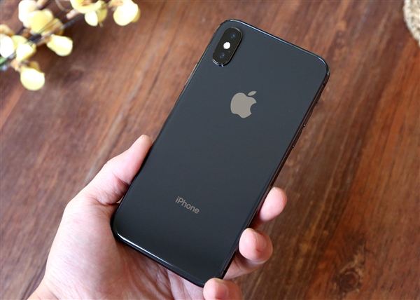 直降400元 iPhone 8大降价仅售4899元