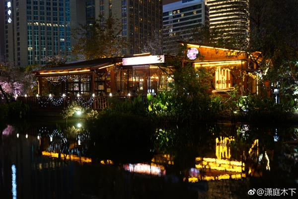 华为P20 Pro夜拍PK索尼微单a7II：全方位碾压