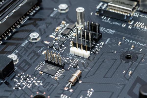 还买啥显卡？AMD锐龙2200G APU深度评测