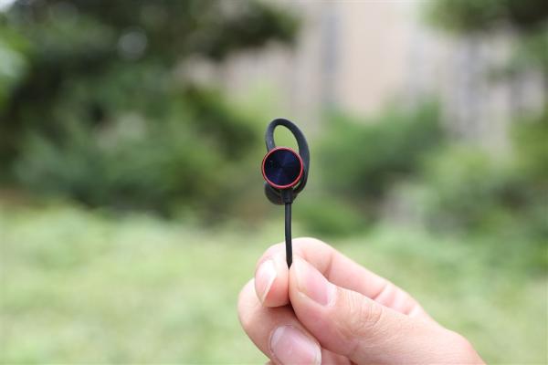 399元！一加云耳评测：充电10分钟播放5小时